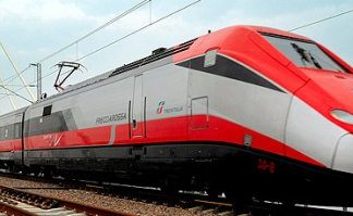 Hochgeschwindigkeitszug Frecciarossa mit neuem Konzept