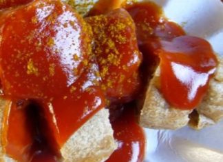 ITB 2012: An Bord der Air Berlin gibt´s Currywurst!