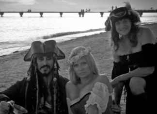 Abgefahrene Hochzeit: In Key West ziehen Piraten nicht ins Parlament, sondern vor den Traualtar