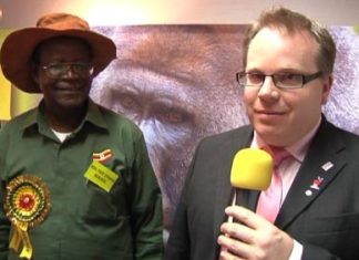 Uganda: Exotische Tierwelt, atemberaubende Landschaft! Interview mit dem Tourismusminister