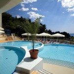 2008 Valamar Koralj Hotel Pool 4.jpg