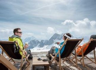 Bayern / Zugspitze: Sonne und Schnee gibt es hier noch genug!