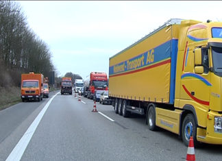 Mega-Staus zum Ferienbeginn!! (VIDEO)