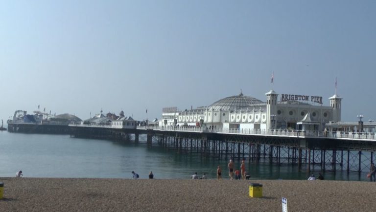 BRIGHTON: Das Brighton Pier – Ein Jahrmarkt auf dem Wasser