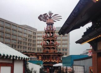 Chaos Airport Berlin jetzt sogar als Rummelplatz-Attraktion! (Video)