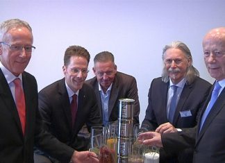 Dicke Sauerländer! Heute gab es den Marketingpreis für die Bockwursthersteller aus Finnentrop