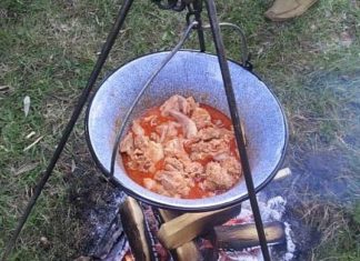 Freizeit-Tipp: Vielleicht mal Outdoor-Cooking im ungarischen Kessel?