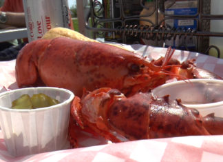 Köstliche Lobster-Röllchen auf Prince Edward Island