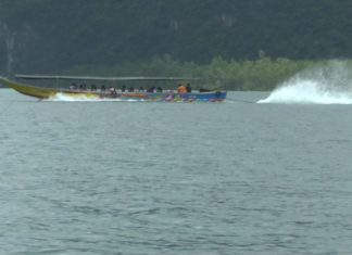 Thailand: Abenteuer Bootsfahrt in Phang Nga