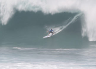 Hawaii: Eddie Aikau Big Wave Contest! Megawellen!