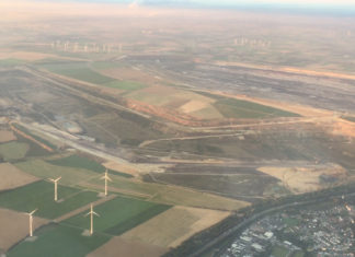 Landeanflug auf den Düsseldorfer Flughafen