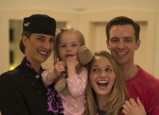 Air New Zealand rettete Weihnachtsfest für die kleine Norah – Teddy Bär reiste um die Welt!