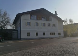 Gemütliche Gästezimmer jetzt im Helpfauer Hof