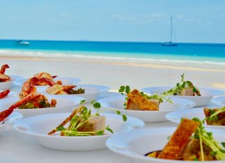 Schlemmen am schönsten Strand Australiens