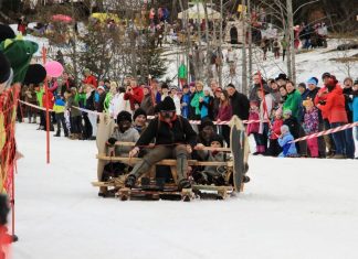 Rodelfun und Faschingsgaudi beim Pfrontener Karneval der etwas anderen Art