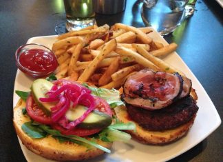 Best Burgers am Flughafen Toronto – Kanada kann defintiv auch Burger!
