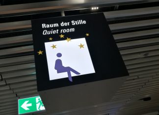 Wenns am Frankfurter Flughafen mal zu laut ist: Raum der Stille