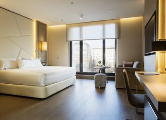 Hotel VP Plaza Espana Design 5* eröffnet am bekannten Plaza Espana