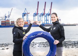 Neue Mein Schiff 1 erreicht ersten deutschen Hafen