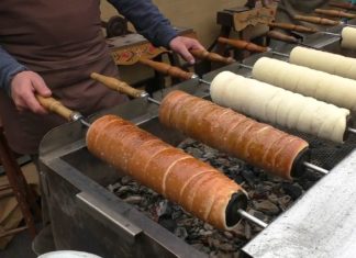 Kürtöskalacs – Der Ungarische Baumkuchen