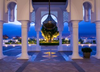 Sternschnuppenregen über dem Banyan Tree Tamouda Bay