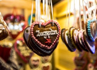 „O’zapft is!“ auf 2.962 Metern Höhe Mit der Tiroler Zugspitzbahn zum zehnten „Zugspitze Oktoberfest“