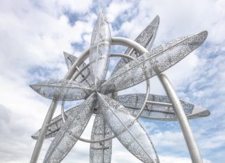 Neue Kunstinstallation „The Canoes“ von Donald Lipski in Virginia Beach