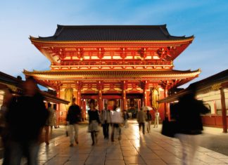 Mit dem Privatjet ALBERT BALLIN die Architektur und Gartenkunst Ostasiens erkunden