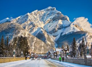 Schwungvolle Weihnacht und Skiglück zu Neujahr in den kanadischen Rockies