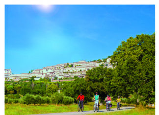 Landpartie Radeln und Reisen: Erstmals eigener E-Bike-Reisen Katalog im Angebot