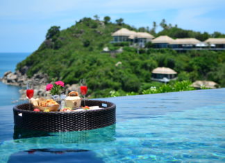 Banyan Tree Samui serviert schwimmendes Frühstück
