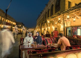 Mega-Schiff AIDAprima macht Jungfernfahrt nach Doha