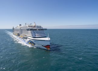 Großes AIDA Abschlussfeuerwerk auf der Kieler Woche 2019