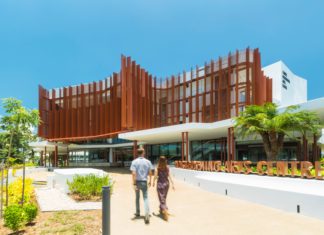 Neu gebauter Theater-Komplex öffnet im australischen Cairns