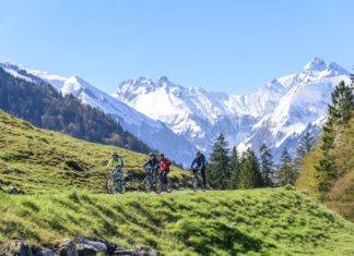 Frühlingshafter Winterendspurt in Oberstdorf