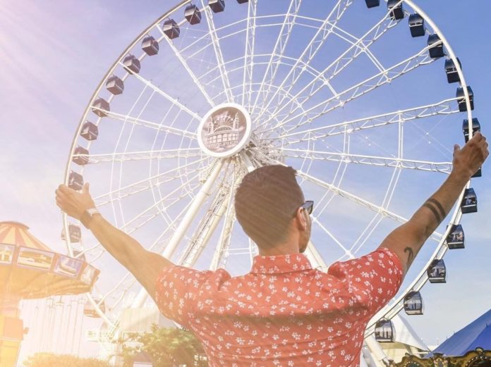 Navy Pier - Courtesy @smithculberson