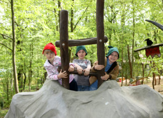 Ferienzeit in der Erlebniswelt Feengrotten