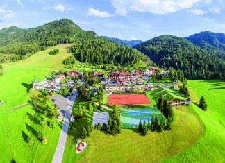 Sommer Familienurlaub im 5-Sterne-Hotel Der Lärchenhof