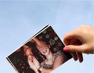 Einmalige Momente nachhaltig teilen: Vier besondere Anlässe für eine Postkarte abseits von Urlaub und Weihnachten