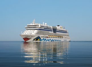 AIDA tanzt: Motsi Mabuse und die Let´s Dance Stars live an Bord