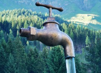 Der Magische Wasserhahn am Hintertuxer Gletscher!