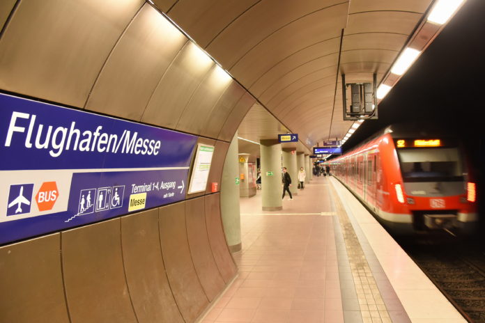 Leinfelden-Echterdingen, Echterdingen, Airport Stuttgart, 25 Jahre S-Bahn Anbindung