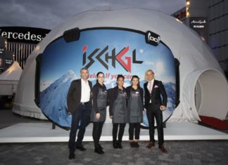 Gigantischer Ischgl-Skihelm auf Tournee in Rotterdam, Berlin, München