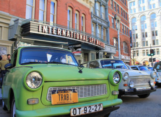 Zum Jahrestag des Mauerfalls: Trabi-Parade in Washington, DC