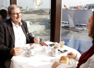 „Café de Luxe“: Airport-Ausflug mit Kaffee und Kuchen