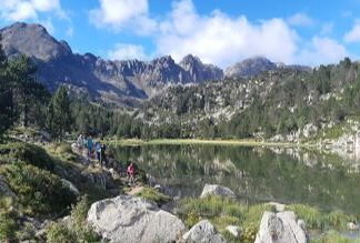 Abenteuer trifft Komfort: Trekking und Bergwandern im Wikinger-Style
