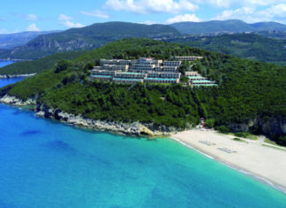 Attika Reisen präsentiert seinen druckfrischen Sommerkatalog 2020