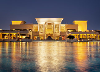 Es weihnachtet sehr: Spektakuläres Festtagsprogramm im Sheraton Somabay Resort