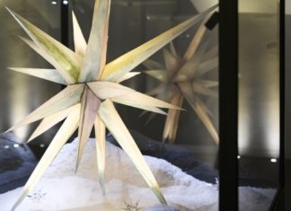 Designer-Sterne strahlen für die Swarovski Kristallwelten