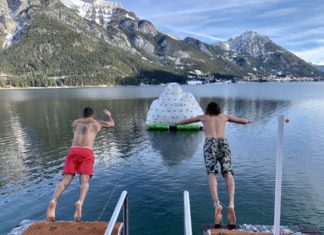 19. Achensee Silvesterschwimmen: Über 100 Teilnehmer wagten den eiskalten Sprung ins neue Jahrzehnt
